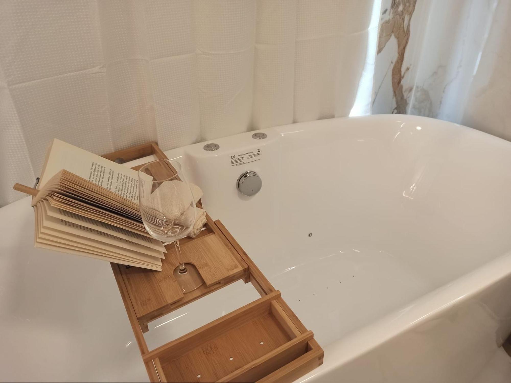Elegant Avec Baignoire Appartement Paris