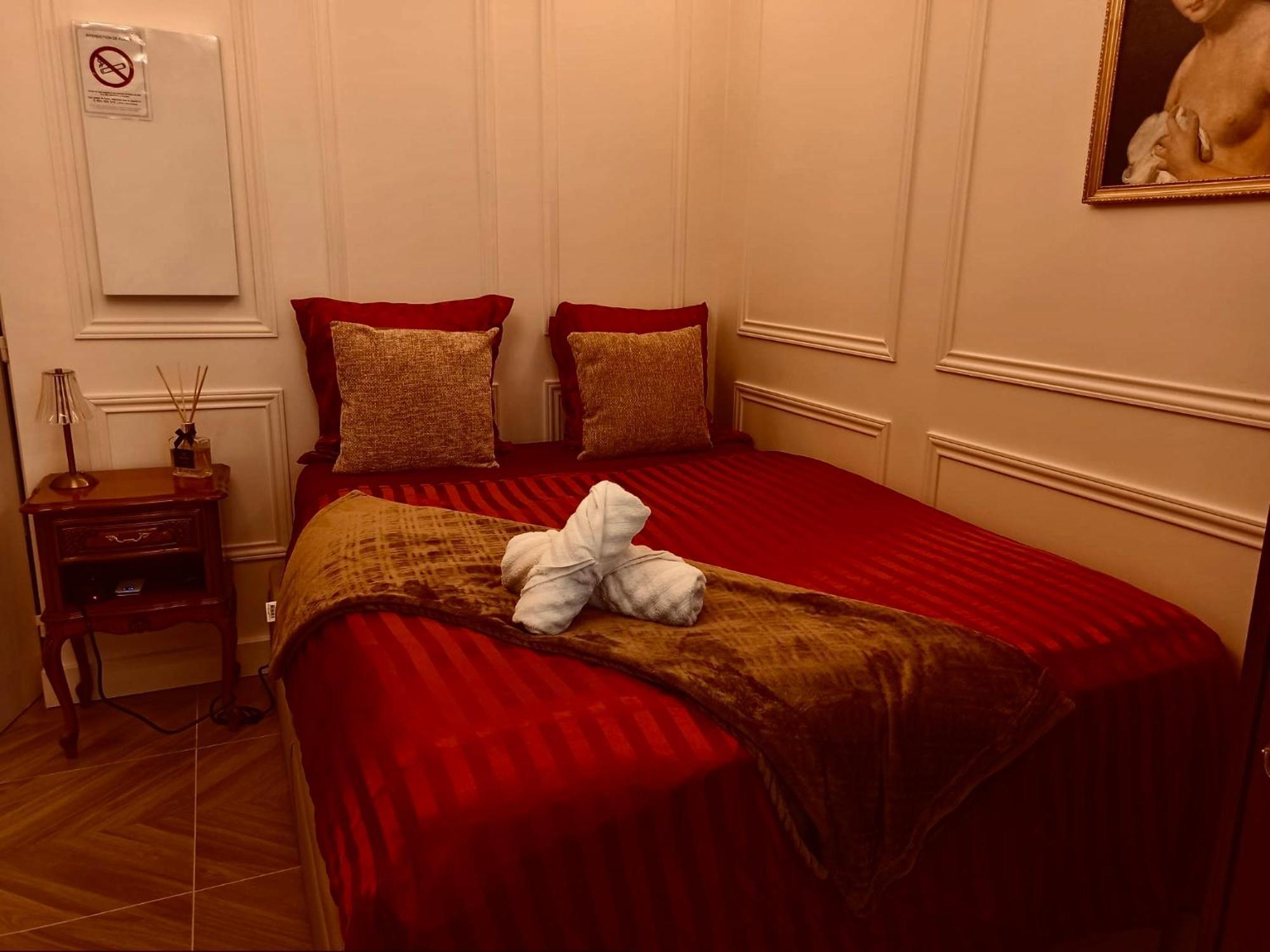 Appartement Elegant Avec Baignoire Paris